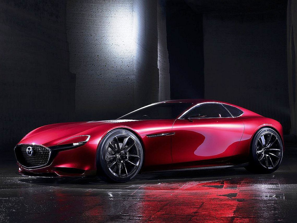 Koncept RX-Vision z roku 2015 vyvolal vlnu nadšenia. Priaznivci Mazdy boli presvedčení, že je avízom novej RX-8. Nestalo sa, no nádej tu stále je.