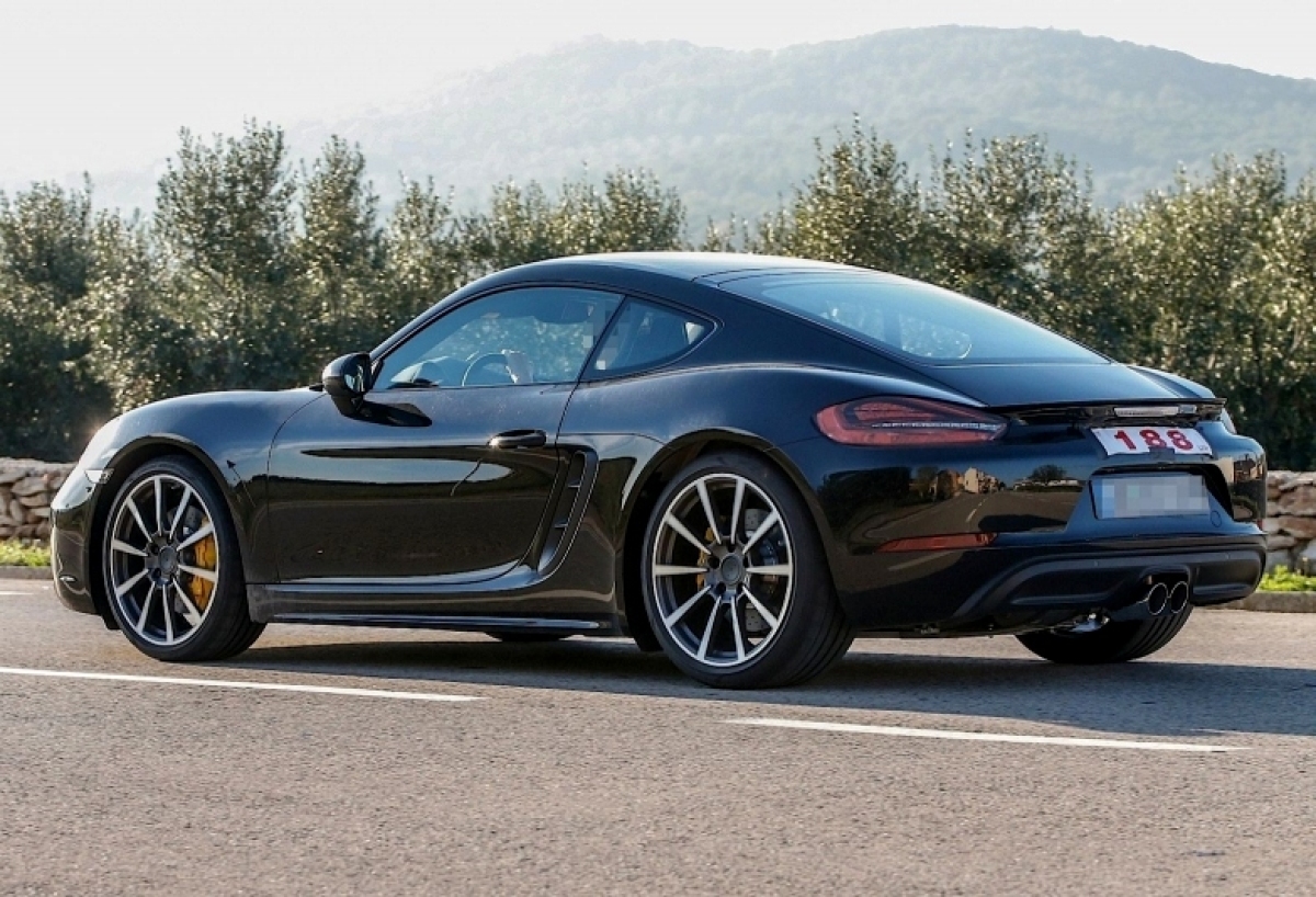 Porsche 718 - 2016