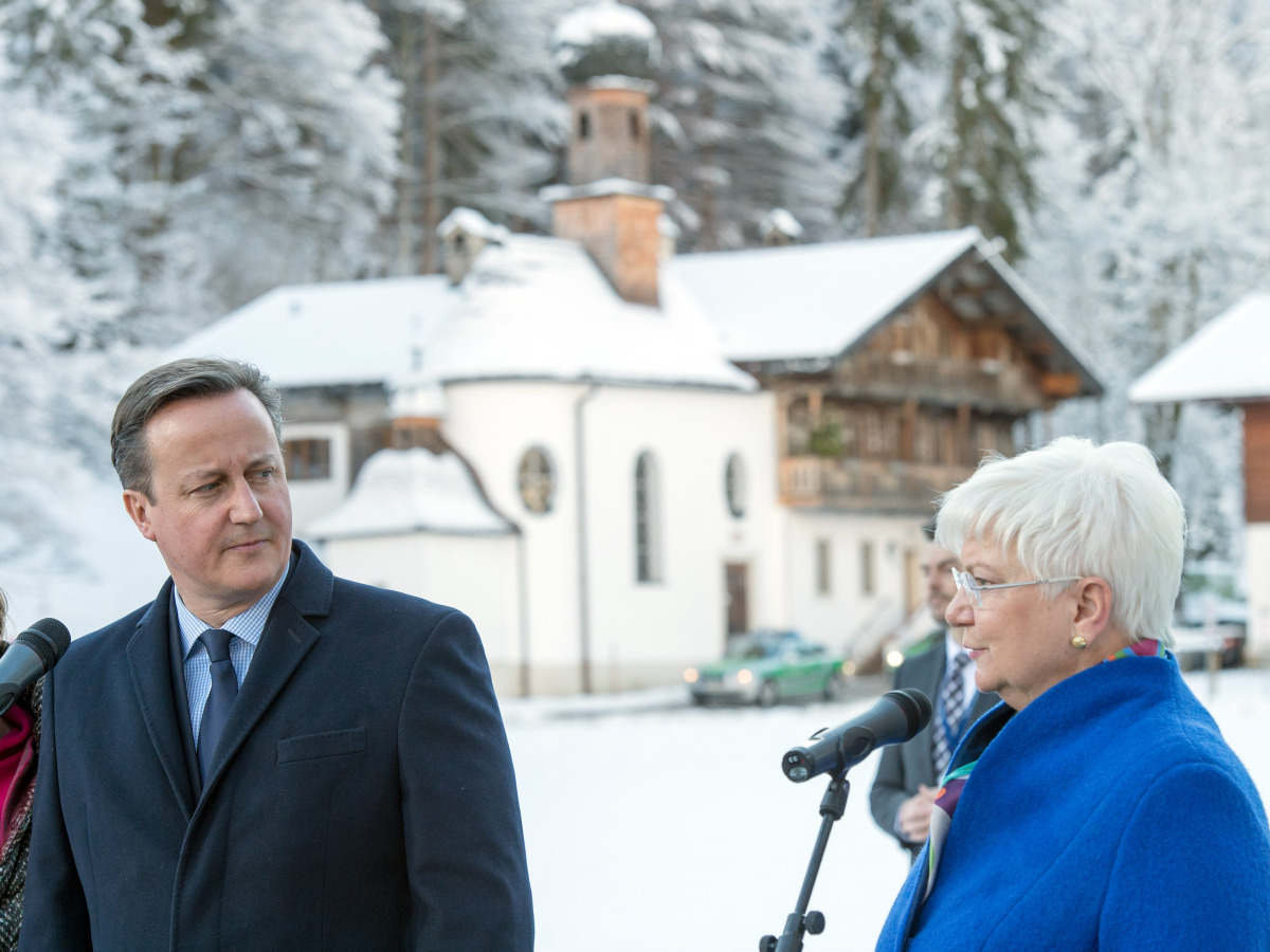 david cameron, cameron, gerda hasselfedtová,