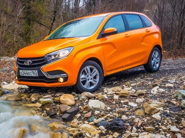 Xray charakterizuje Lada ako hatchback v štýle SUV. Základom je platforma B0, ktorú používa Dacia.