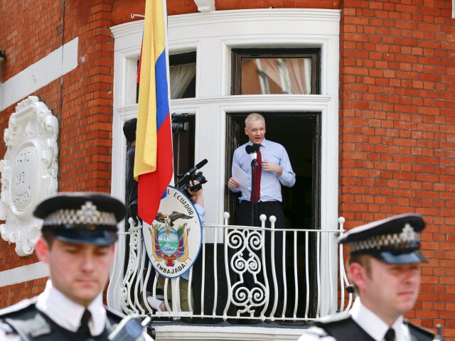 Ekvádor, ambasáda,Julian  Assange