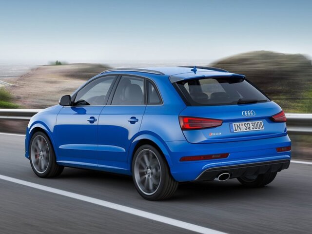 Aerodynamické úpravy vrátane zadného spojlera či difúzora preberá RS performance z RS.