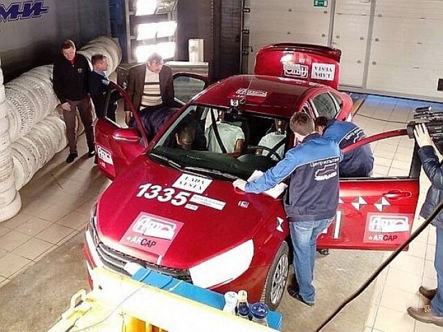Lada Vesta - crash test 2016
