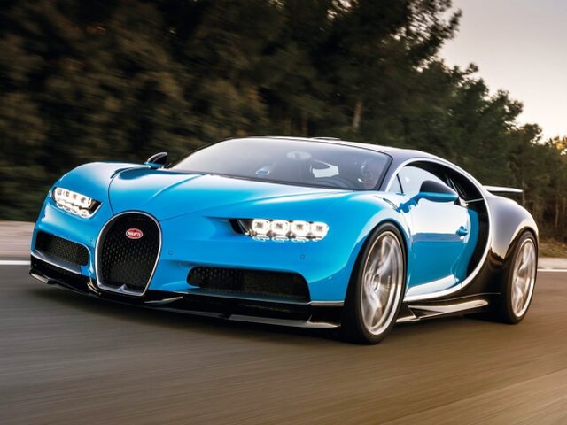 Dizajn Chironu si berie za vzor jedno z najkrajších Bugatti všetkých čias. Model 57SC Atlantic, ktorý bol dielom syna zakladateľa značky - Jeana Bugattiho. Aj preto sa objavujú po stranách mohutné oblúky, slúžiace ako prívod vzduchu k obrovskému agregátu.
