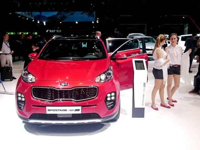Z áut vyrábaných na Slovensku je v Ženeve aj nová Kia Sportage zo Žiliny.