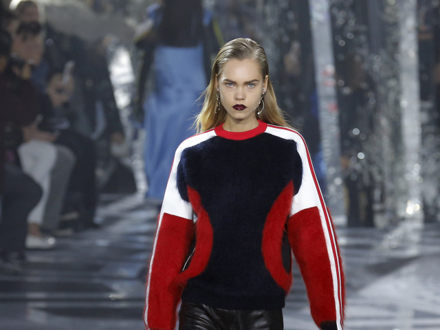 Louis Vuitton - jeseň-zima 2016 - Paríž