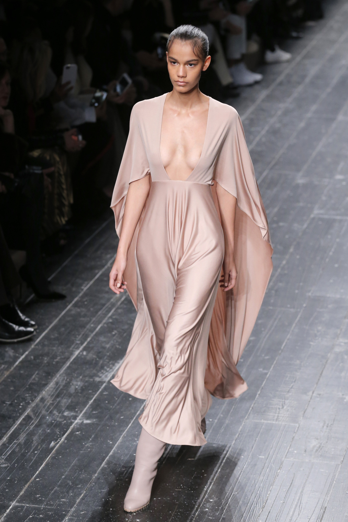 Valentino - jeseň-zima 2016 - Paríž