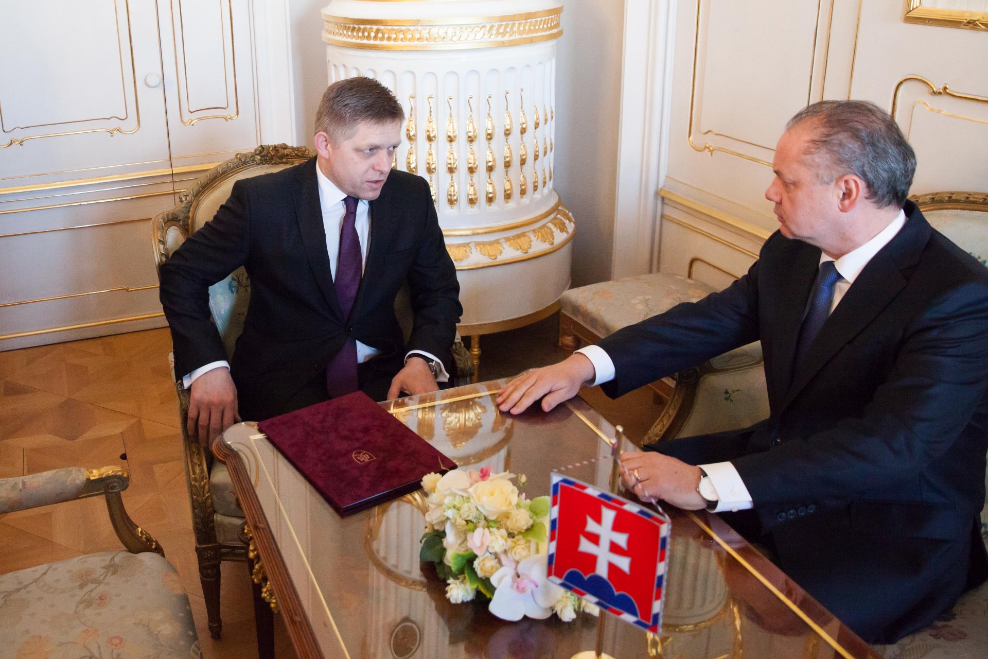 Prezident Andrej Kiska prijal predsedu strany Smer Roberta Fica.
