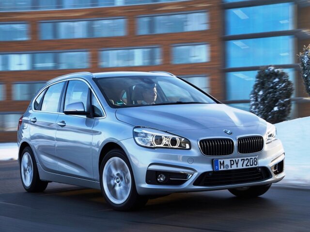 BMW 225xe Active Tourer - 2016
