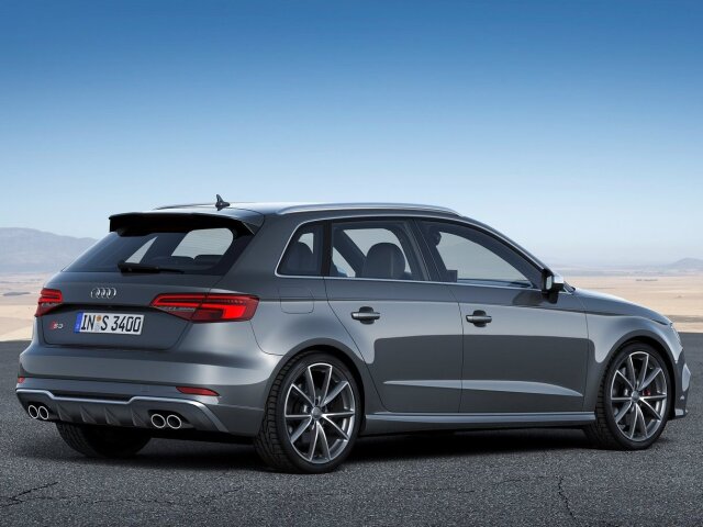 Ostrý model S3 pridal na výkone päť kilowattov. Teraz ich dáva jeho dvojliter 2,0 TFSI rovných 228.
