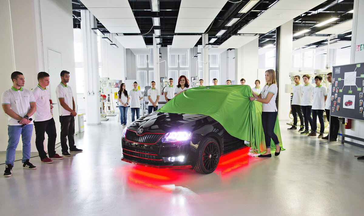 Škoda Atero - Rapid Coupé Concept 2016