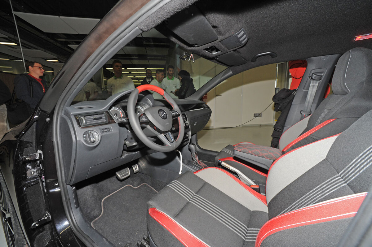 Škoda Atero - Rapid Coupé Concept 2016