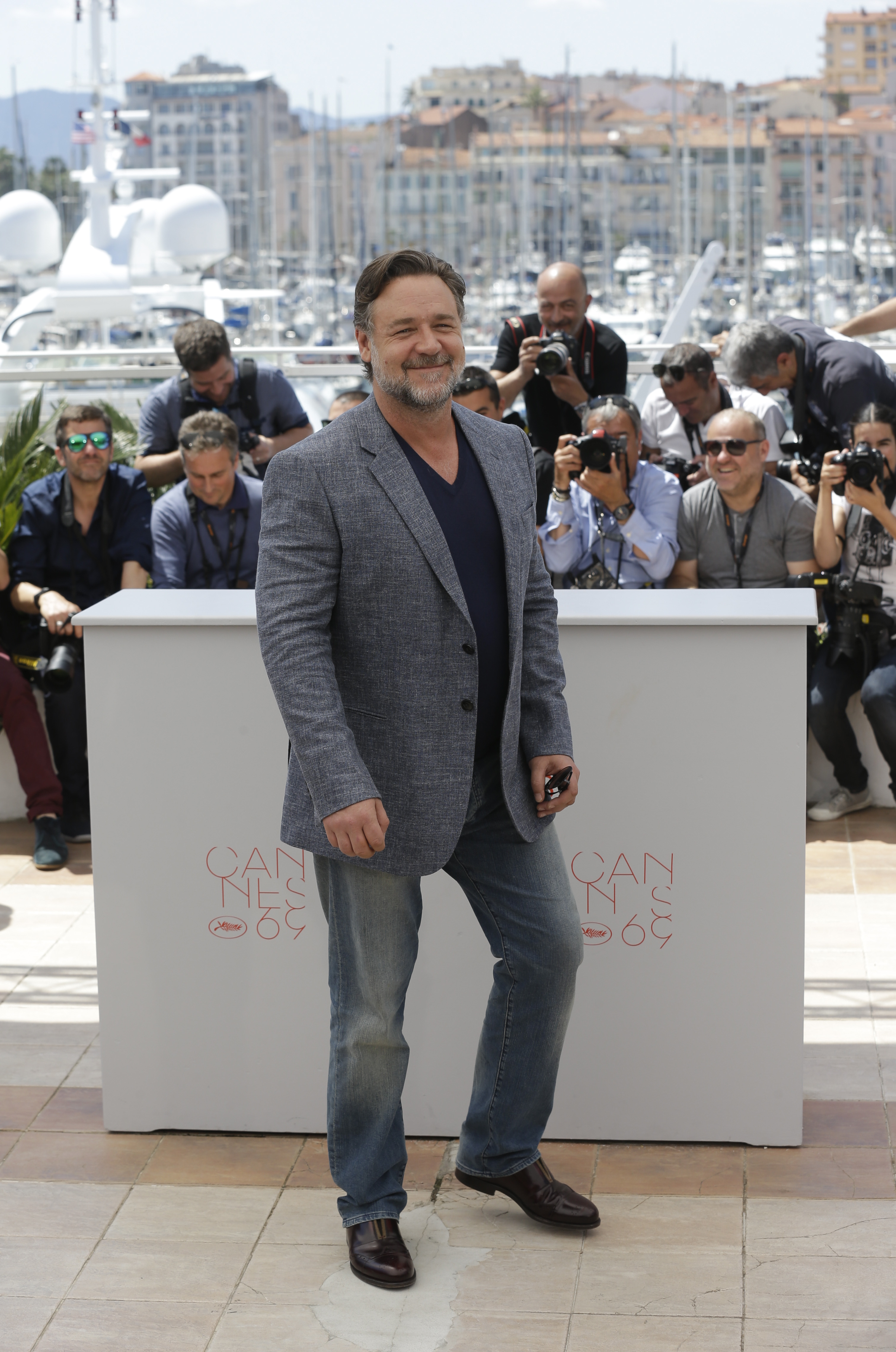 Herec Russell Crowe predstavil v Cannes novinku Nice Guys.