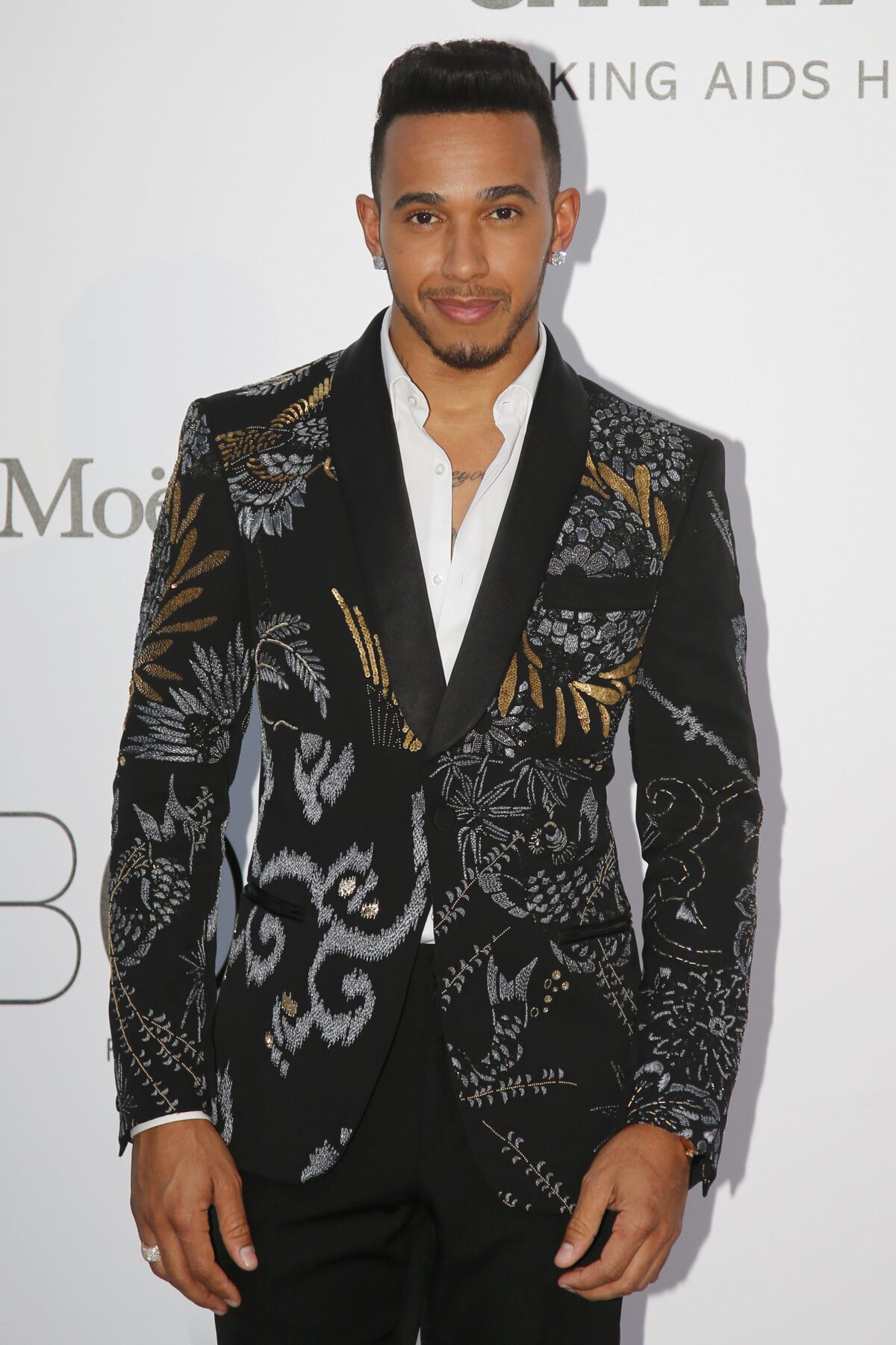 Jazdec Formuly 1 Lewis Hamilton.