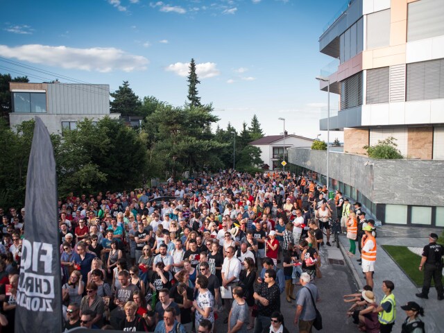 protest, bratislava,
