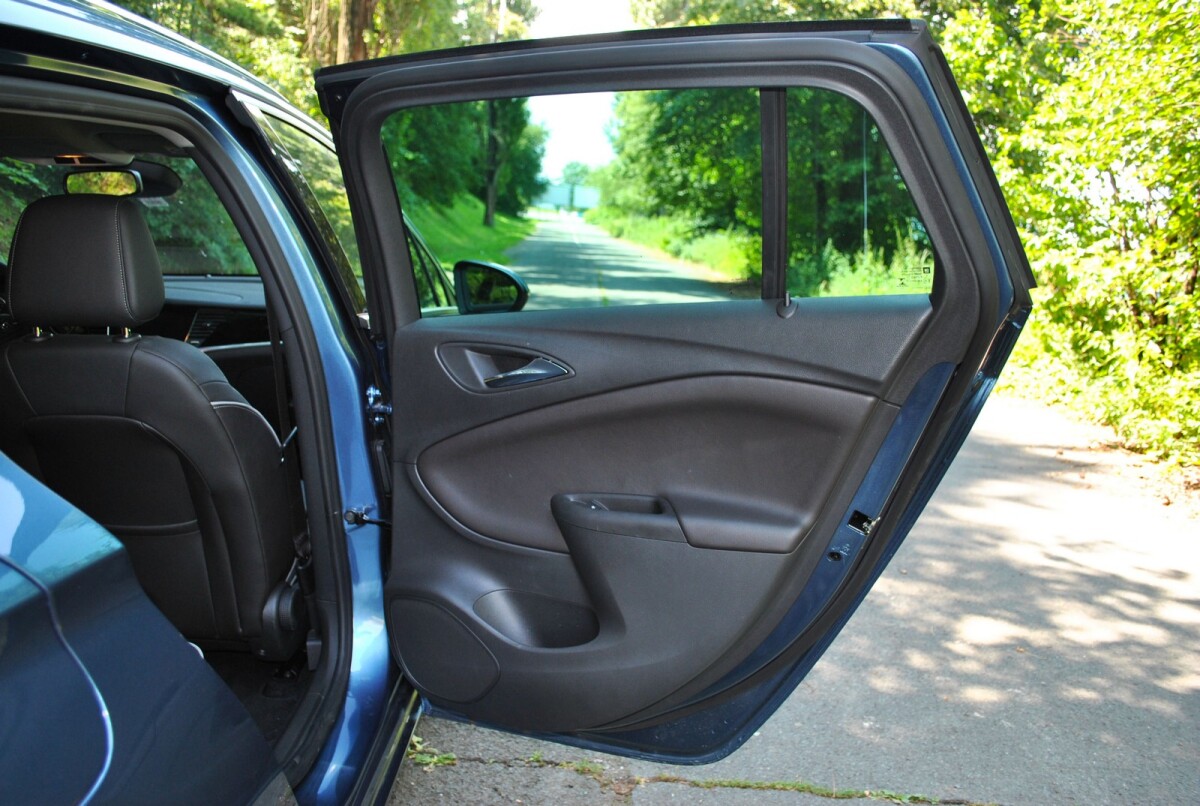 Opel Astra ST 1,6 CDTi BiTurbo