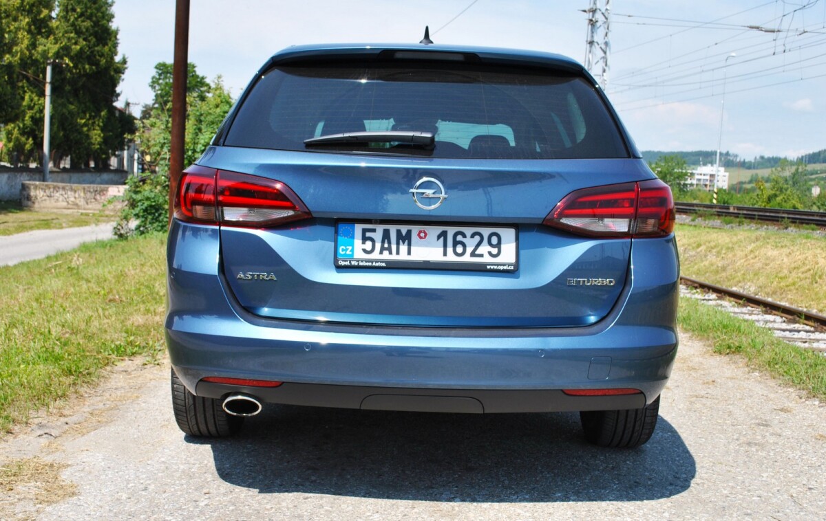 Opel Astra ST 1,6 CDTi BiTurbo
