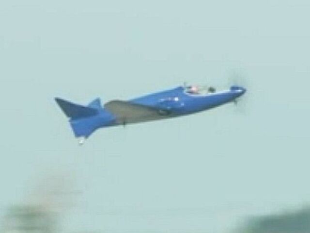 Bugatti 100P - lietadlo replika