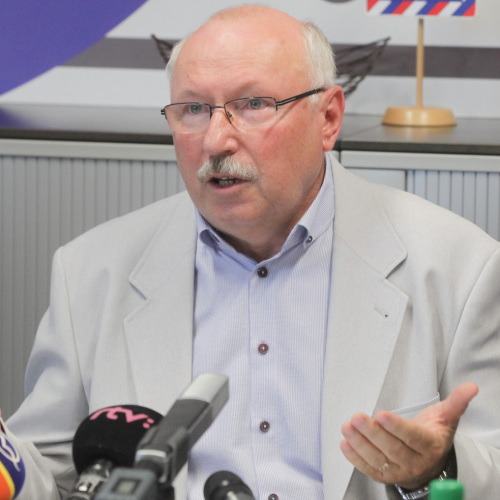 Bývalý šéf policajných vyšetrovateľov a dekan Fakulty práva Paneurópskej vysokej školy Jaroslav Ivor.
