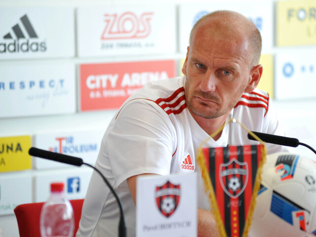 Miroslav Karhan