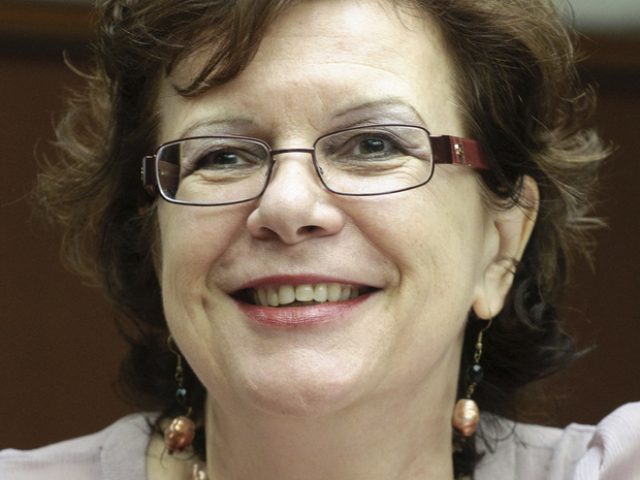 31 darina karova