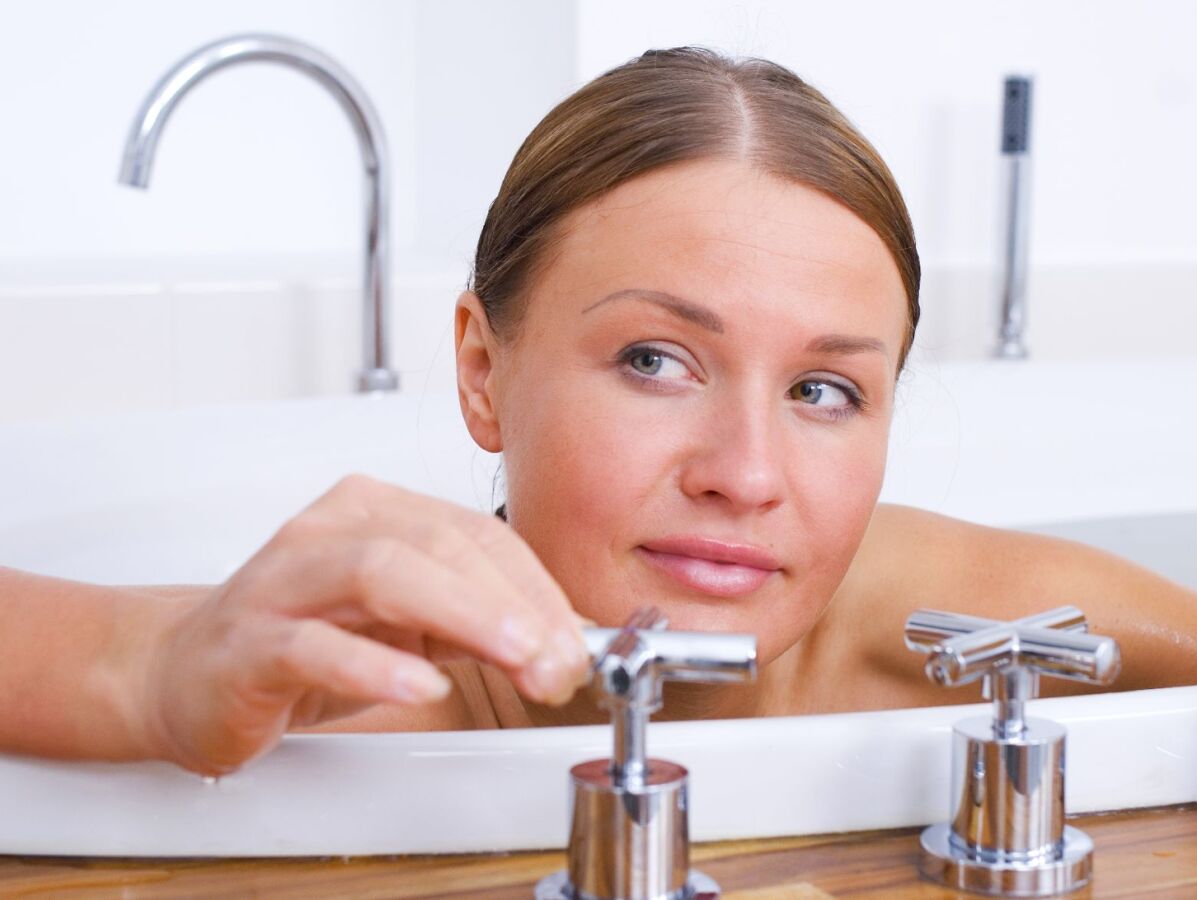 kúpele, kúpelňa, vaňa, relax, kohútik, kúpanie, umývanie, hygiena,