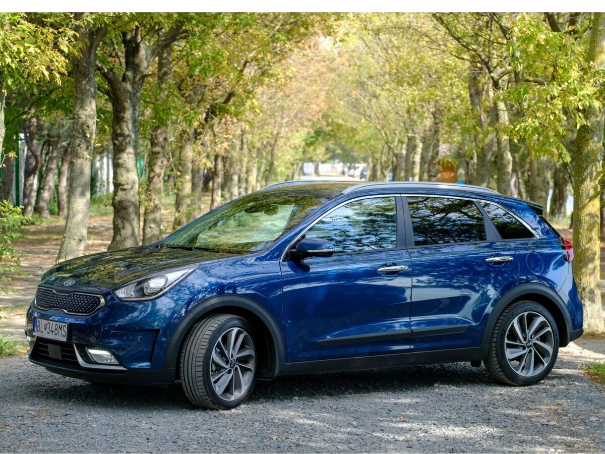 Kia Niro Platinum - test 2016