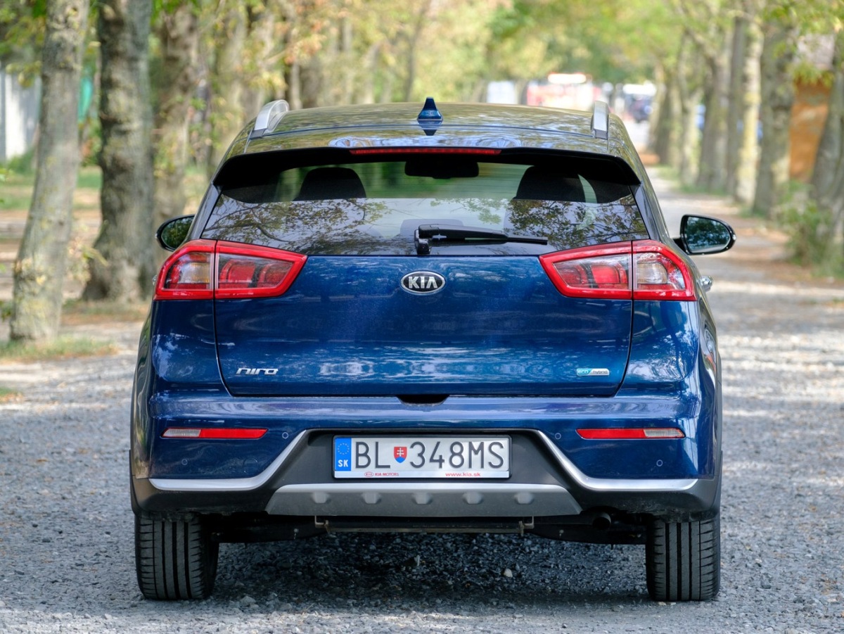 Kia Niro Platinum - test 2016