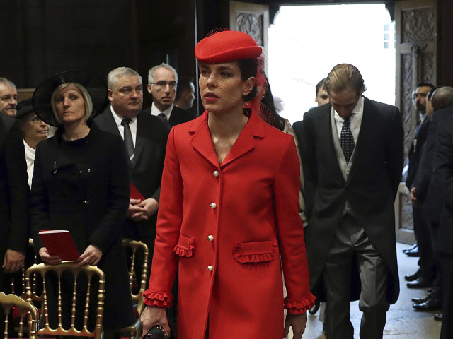 Princezná Charlotte Casiraghi v kreácii Gucci. 