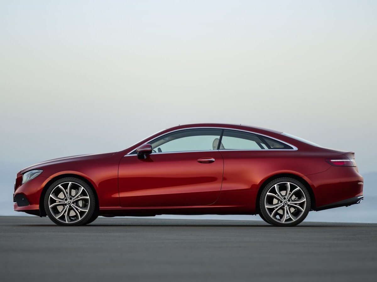 Mercedes-Benz E Coupé - 2017