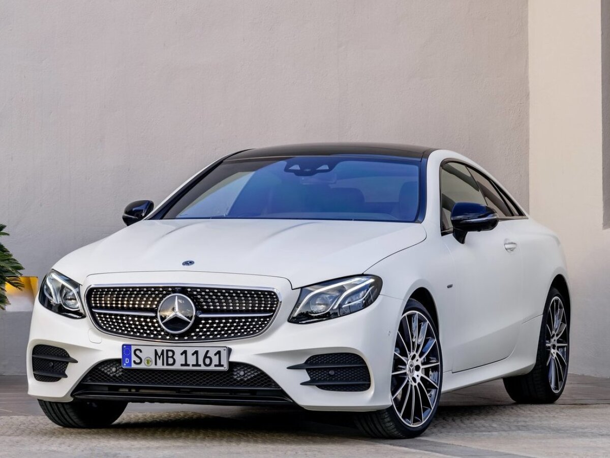 Mercedes-Benz E Coupé - 2017
