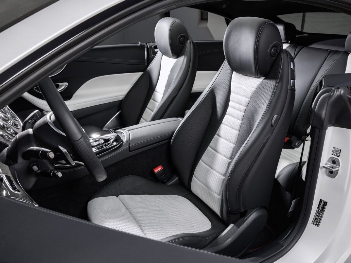 Mercedes-Benz E Coupé - 2017