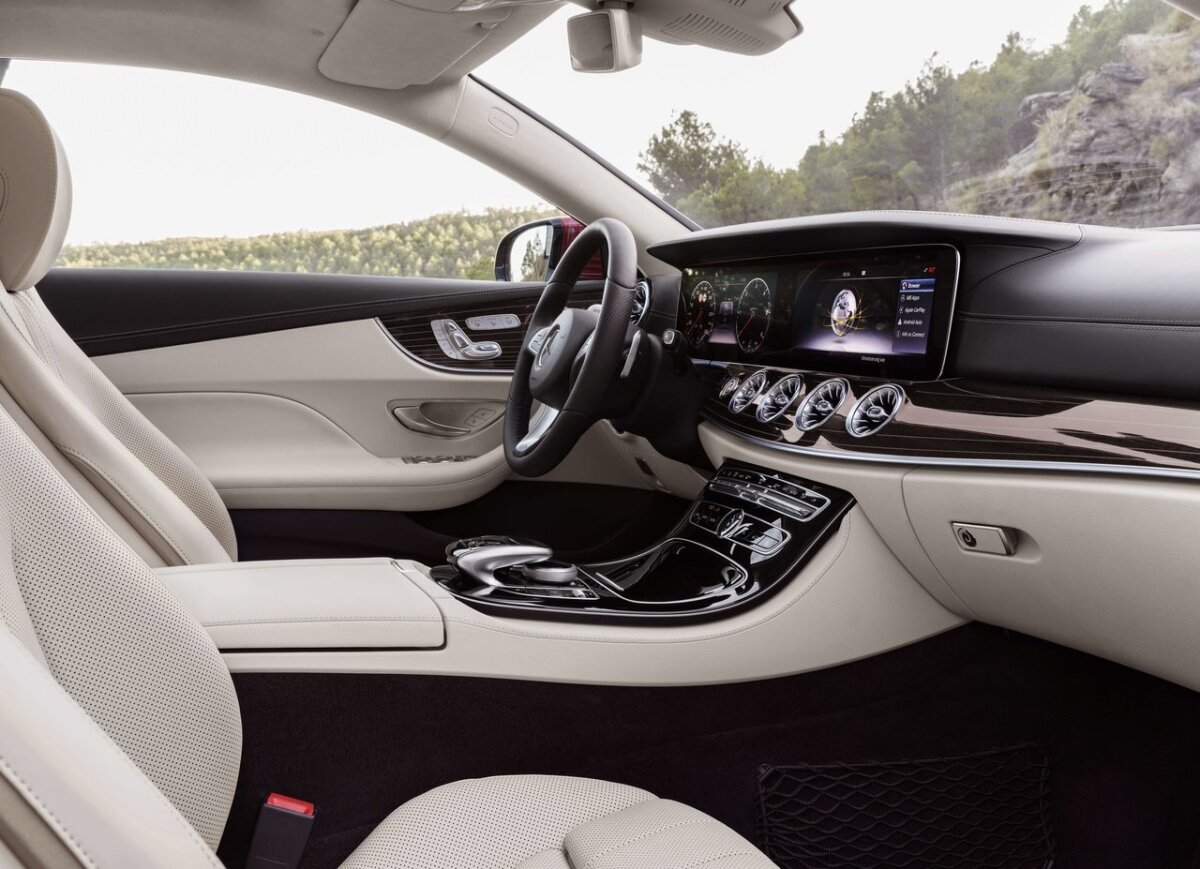 Mercedes-Benz E Coupé - 2017