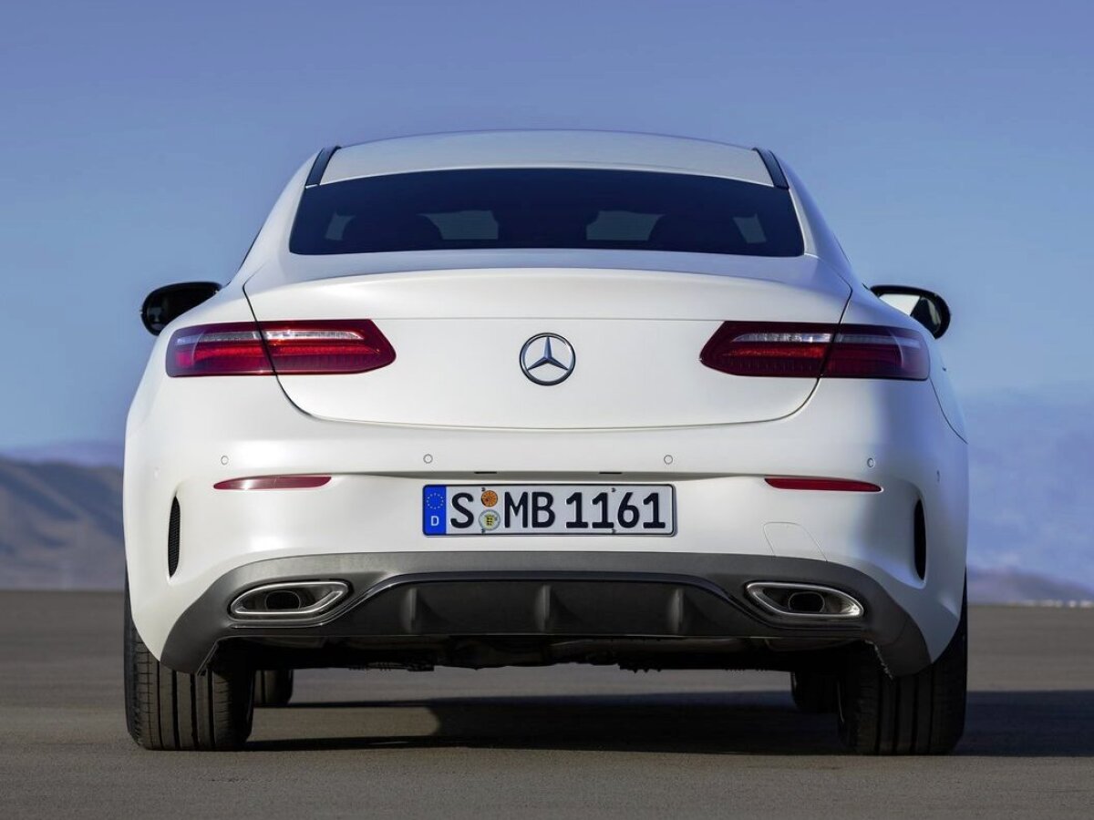 Mercedes-Benz E Coupé - 2017