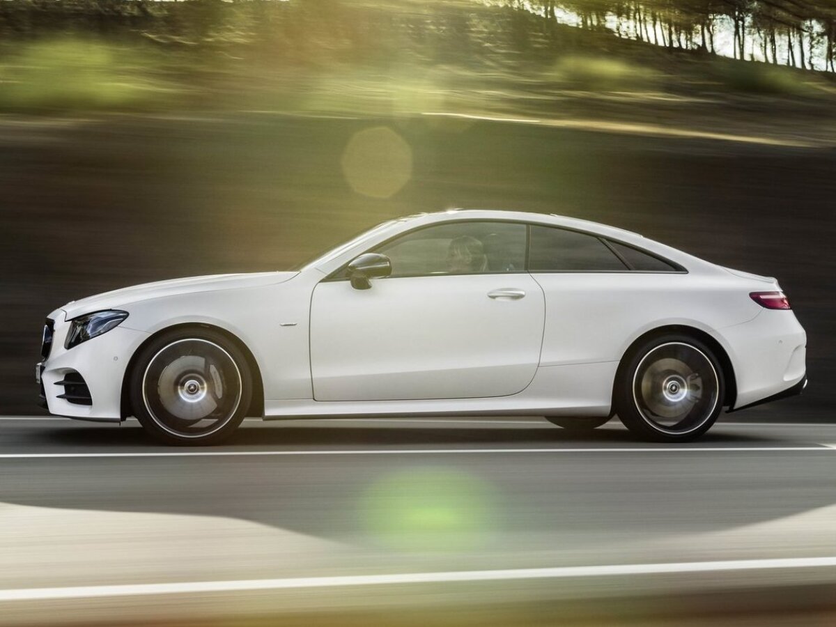 Mercedes-Benz E Coupé - 2017