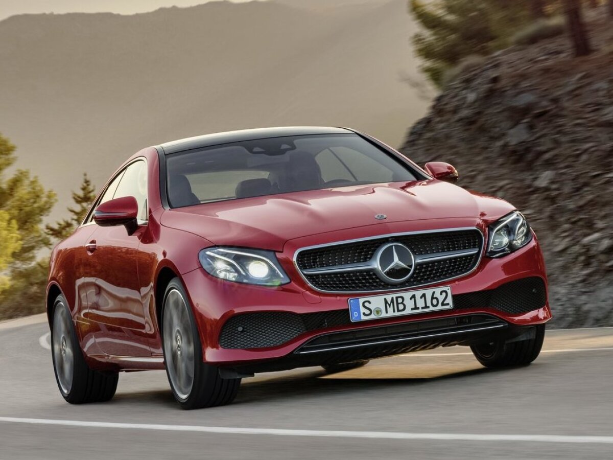 Mercedes-Benz E Coupé - 2017