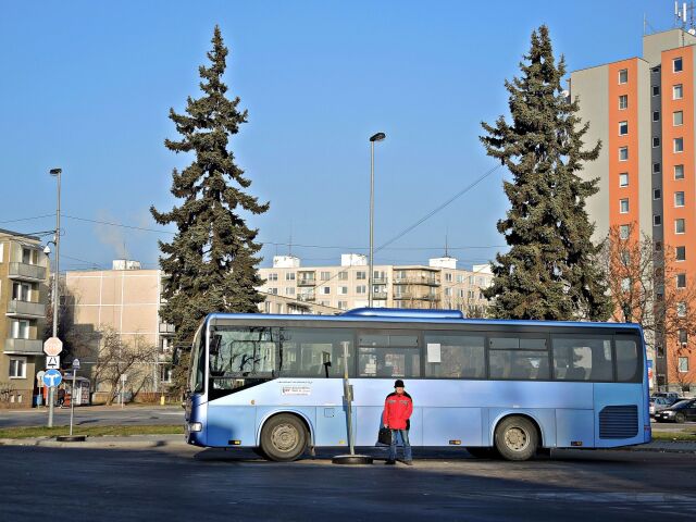 autobusová stanica, nové mesto nad váhom