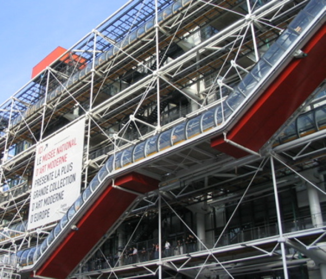 NEPOUZIVAT, Pompidou center