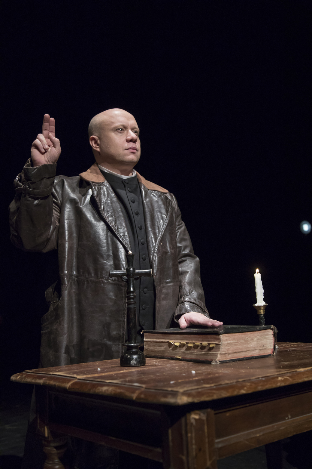 Marián Labuda ml. v monodráme Tiso, ktorá má v piatok obnovenú premiéru v Divadle Aréna.