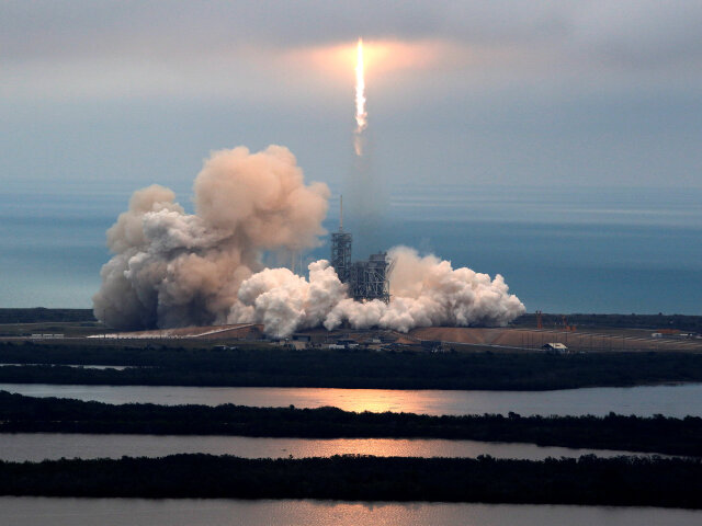 dragon, iss, spaceX