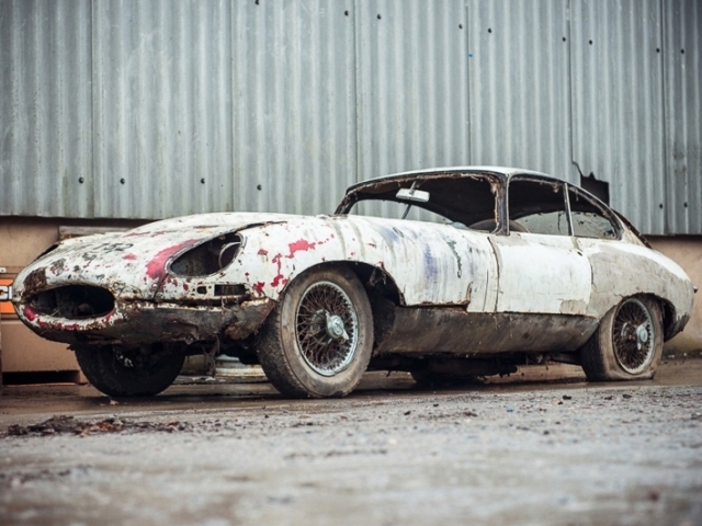 Jaguar E-Type - 1962