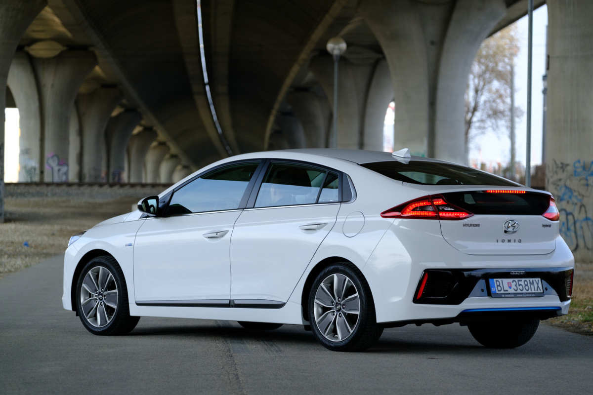 Hyundai Ioniq
