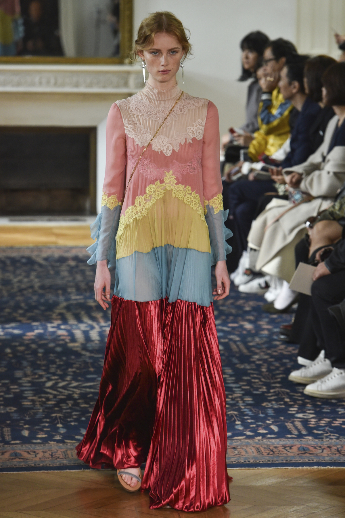 Paris Fashion Valentino - móda - trend - jar-leto 2017