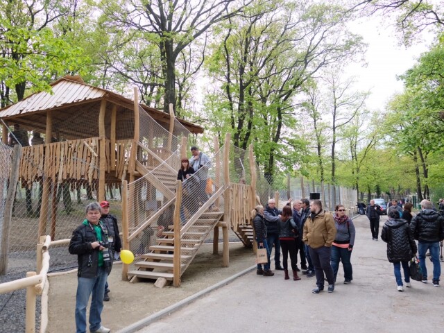 ZOO