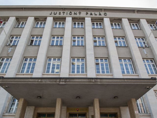 justičný paláca, súd, justičák,
