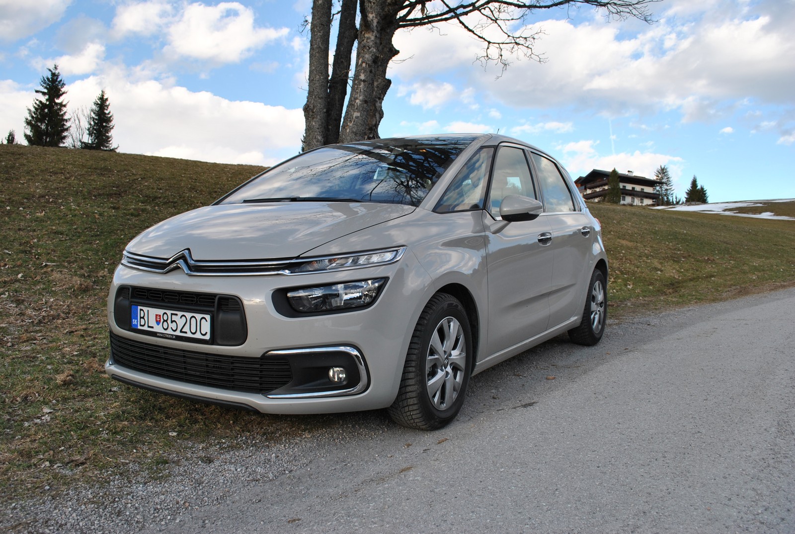 Automobilka zmenila najmä drobnosti.