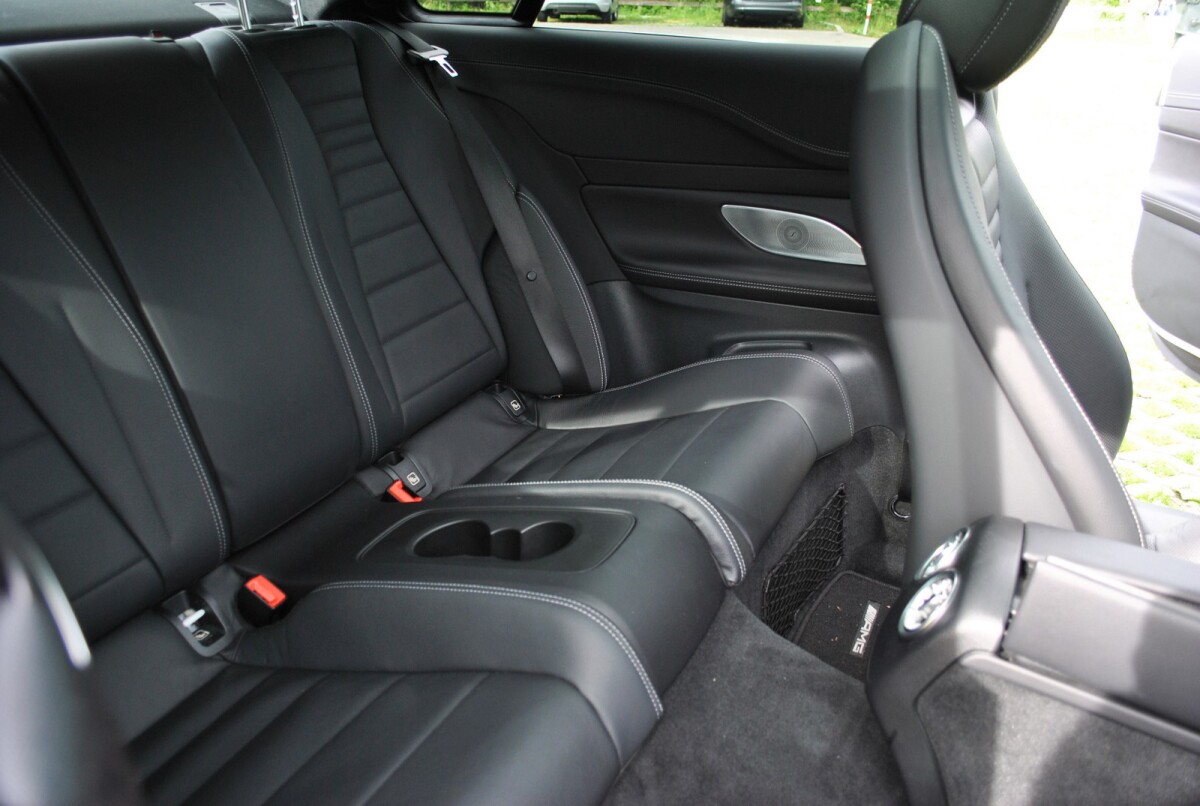Mercedes E400 4MATIC kupé