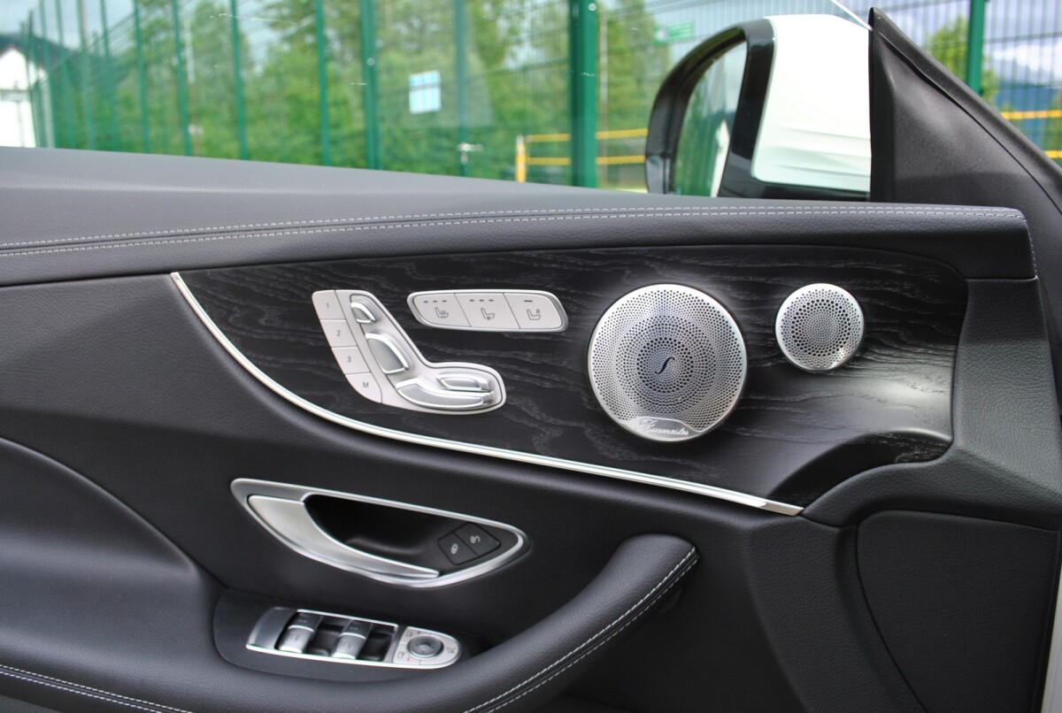 Mercedes E400 4MATIC kupé