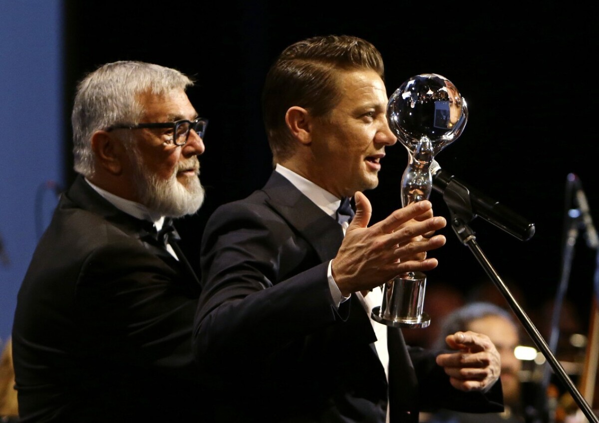 737b-herec-jeremy-renner-cena-prezidenta-mff-karlovy-vary