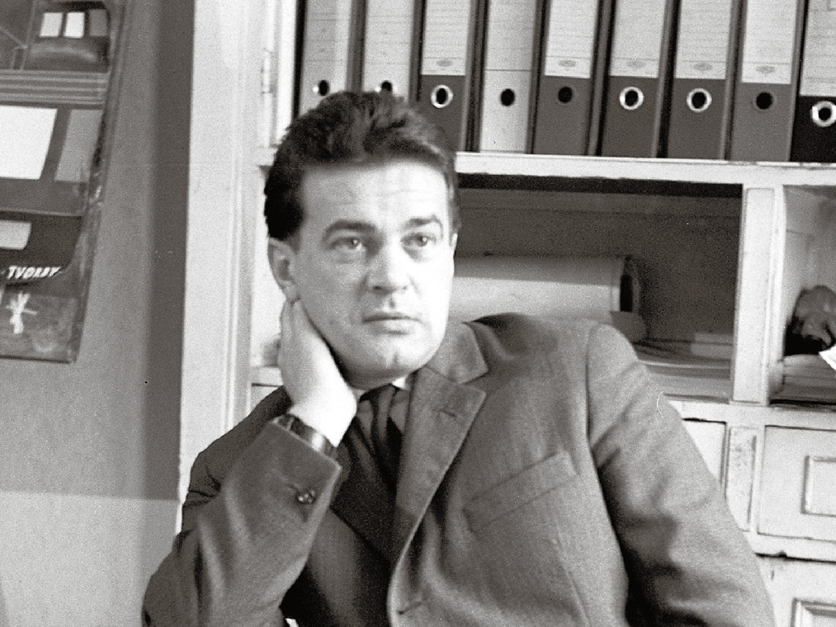 Miroslav Válek
